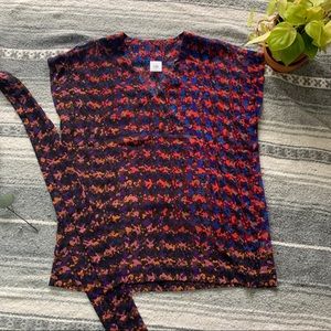 Cabi VNeck Blouse with Belt or scarf